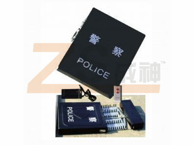 LZ-J-W6便携式遥控路障